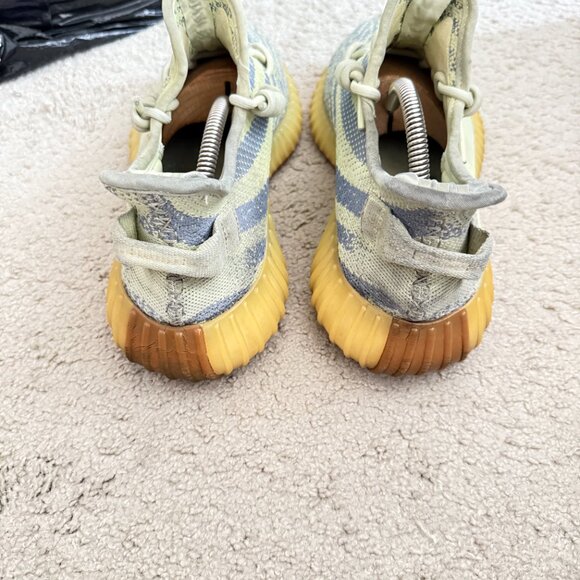 Authentic Adidas YEEZY Boost 350 V2 Semi-Frozen Yellow B37572 Sneakers Sz.9.5 - Picture 3 of 12